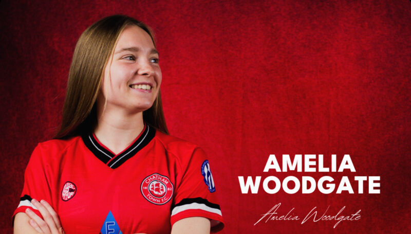 CHATS WOMEN SIGN AMELIA WOODGATE