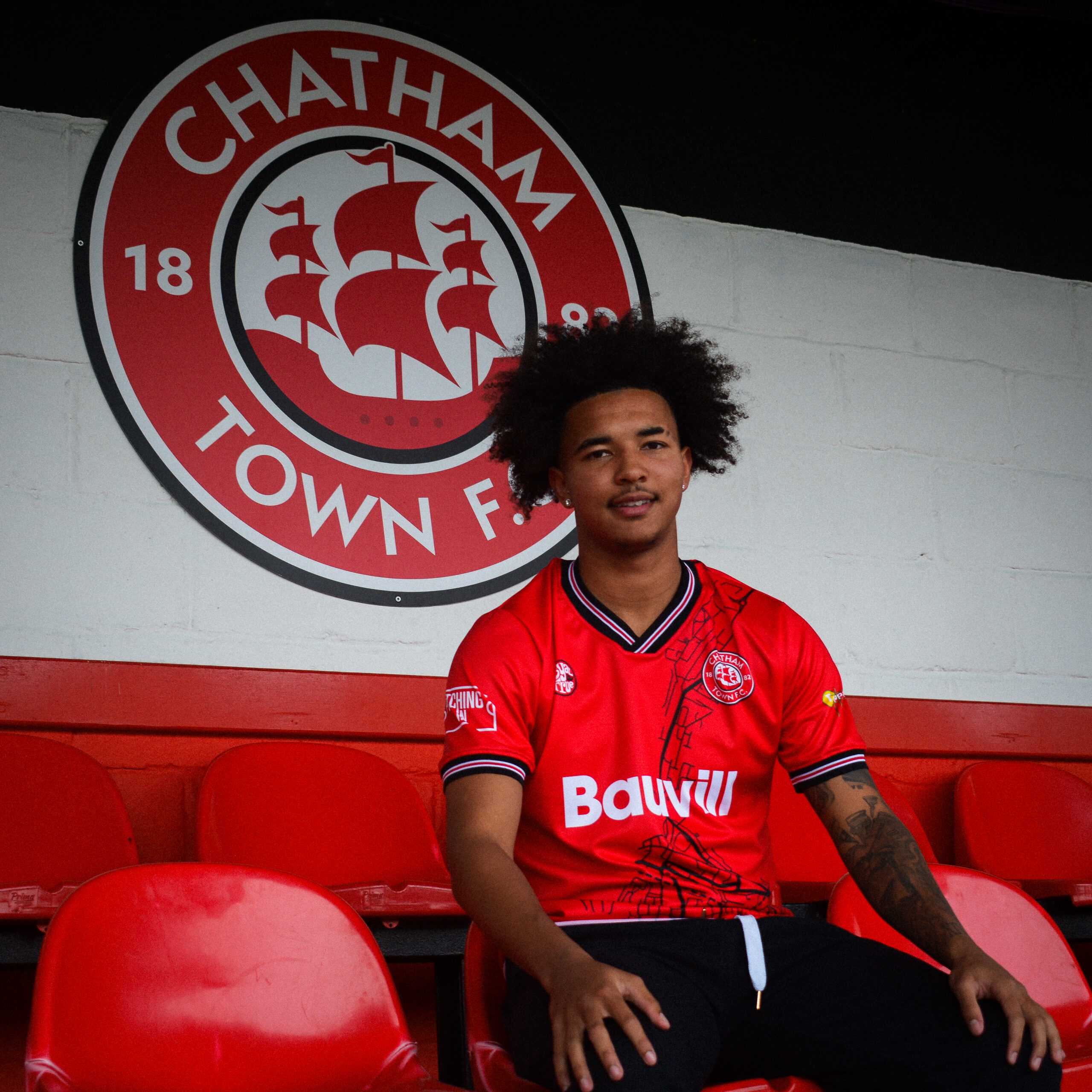 CHATS SIGN TYLER YOUNG ON LOAN FROM IPSWICH